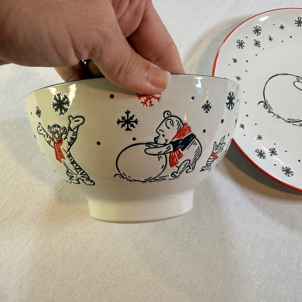 Disney Winnie the Pooh Bowl and Plate Set Zrike Scetch Collection White Winter - Picture 6 of 8